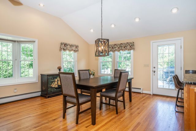 26 Pheasant Hill Drive, West Hartford, CT 06107