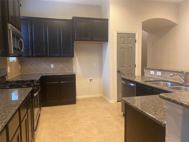 2712 Lake Ridge Drive, Little Elm, TX 75068