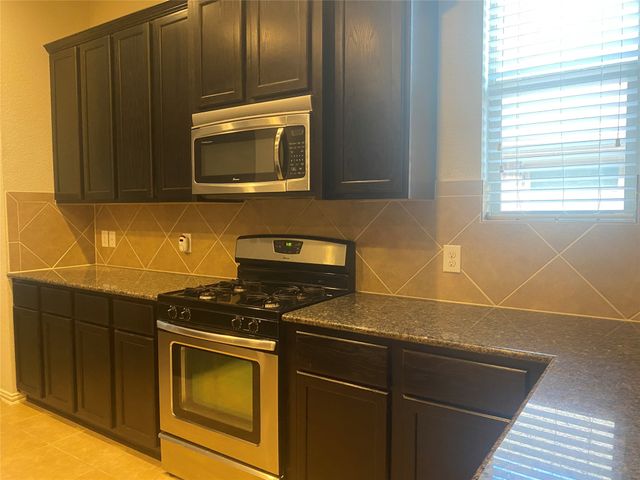 2712 Lake Ridge Drive, Little Elm, TX 75068