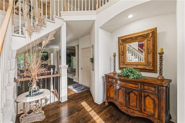 249 NE Misty Meadow Drive, Lee's Summit, MO 64064