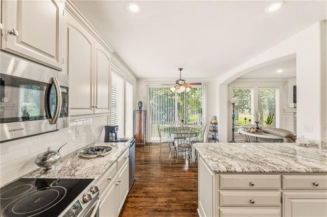 249 NE Misty Meadow Drive, Lee's Summit, MO 64064