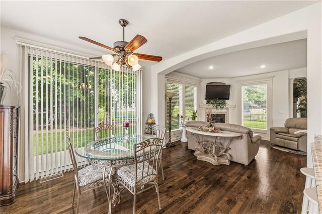 249 NE Misty Meadow Drive, Lee's Summit, MO 64064