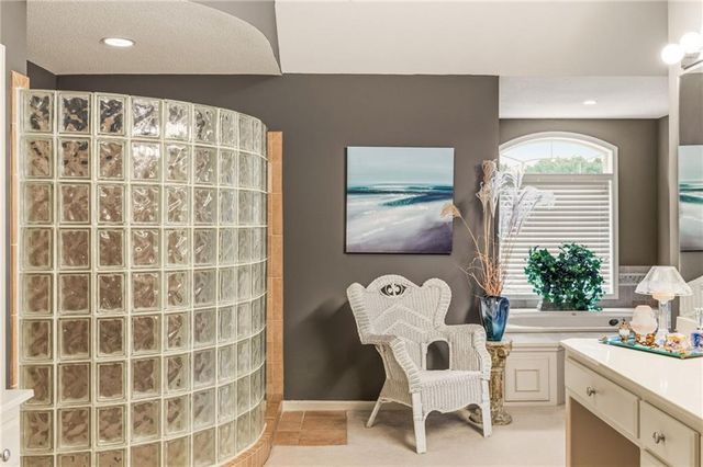 249 NE Misty Meadow Drive, Lee's Summit, MO 64064