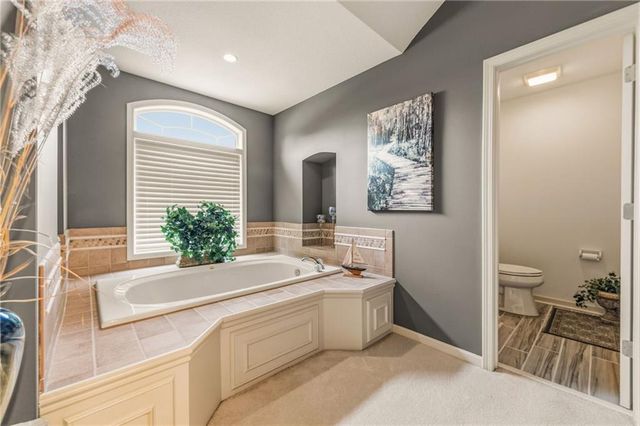 249 NE Misty Meadow Drive, Lee's Summit, MO 64064