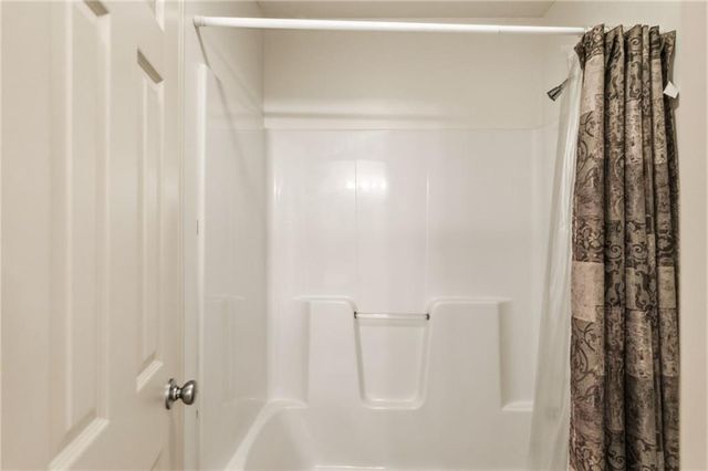 249 NE Misty Meadow Drive, Lee's Summit, MO 64064