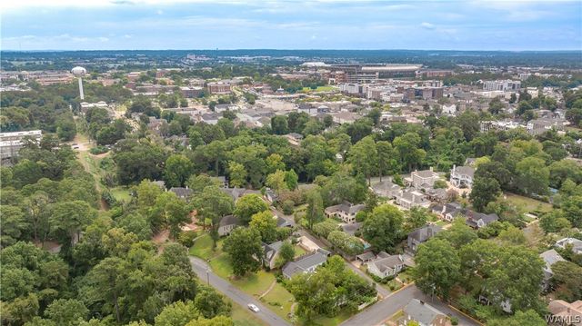 8 N Pinehurst, Tuscaloosa, AL 35401