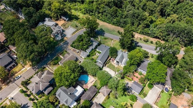 8 N Pinehurst, Tuscaloosa, AL 35401