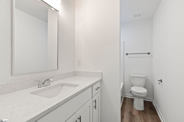 15 Jamison Street, Greenville, SC 29611