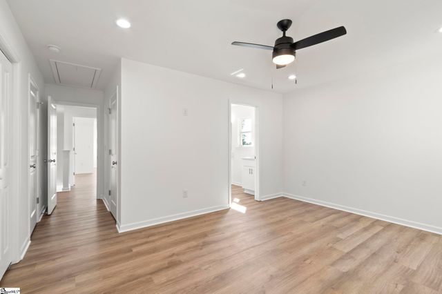 15 Jamison Street, Greenville, SC 29611