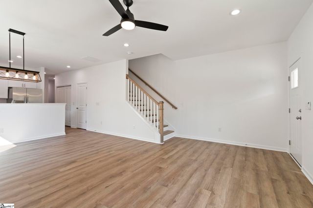 15 Jamison Street, Greenville, SC 29611