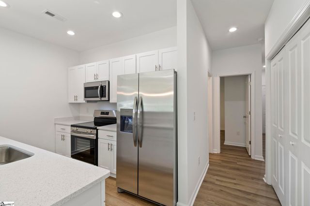 15 Jamison Street, Greenville, SC 29611