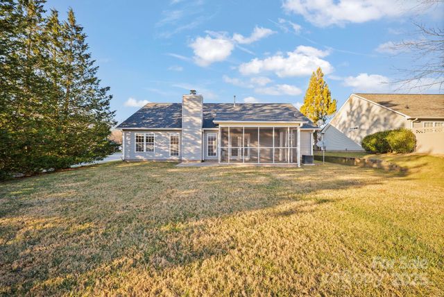 291 Farm Valley Road, Fletcher, NC 28732