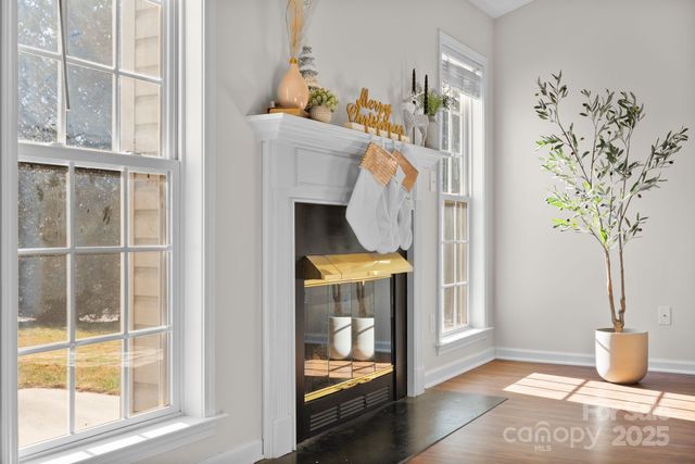 291 Farm Valley Road, Fletcher, NC 28732