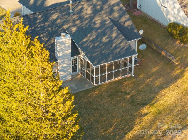 291 Farm Valley Road, Fletcher, NC 28732