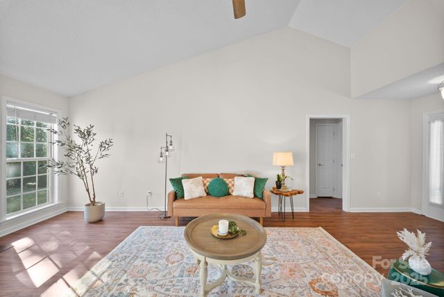 291 Farm Valley Road, Fletcher, NC 28732