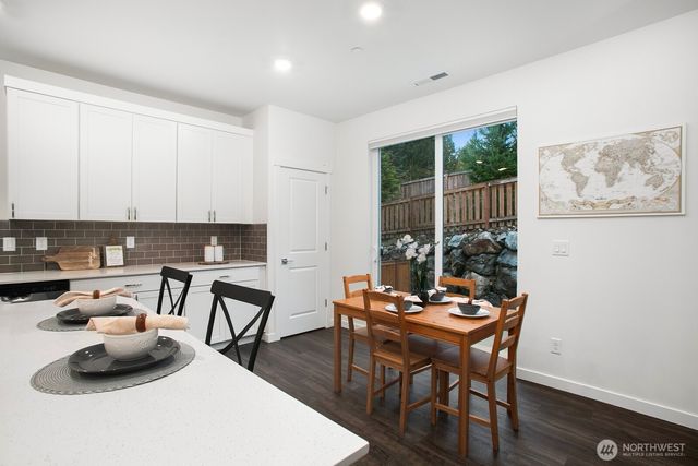 14356 NE 271st Circle, Duvall, WA 98019