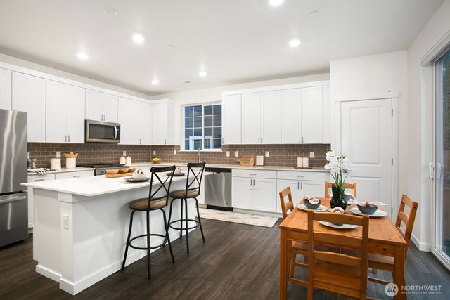 14356 NE 271st Circle, Duvall, WA 98019