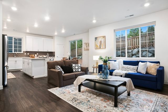 14356 NE 271st Circle, Duvall, WA 98019