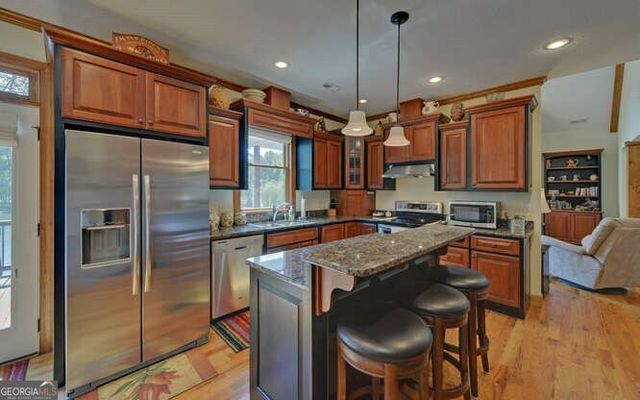 2327 Ridgecrest Circle, Hiawassee, GA 30546