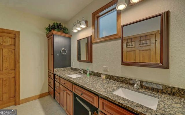 2327 Ridgecrest Circle, Hiawassee, GA 30546