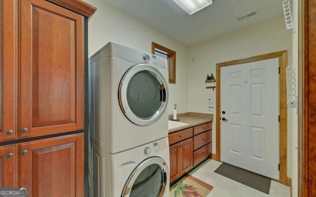 2327 Ridgecrest Circle, Hiawassee, GA 30546