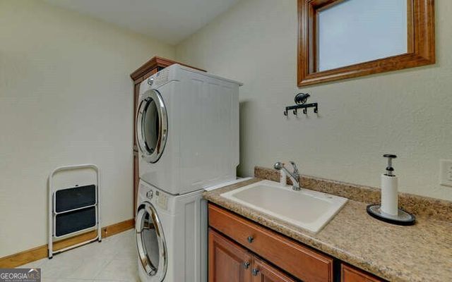 2327 Ridgecrest Circle, Hiawassee, GA 30546