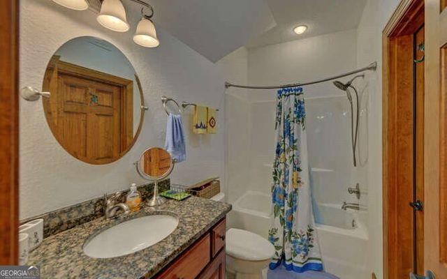 2327 Ridgecrest Circle, Hiawassee, GA 30546