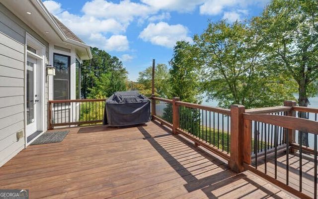 2327 Ridgecrest Circle, Hiawassee, GA 30546