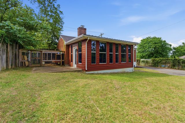 620 Templewood Dr, Nashville, TN 37214