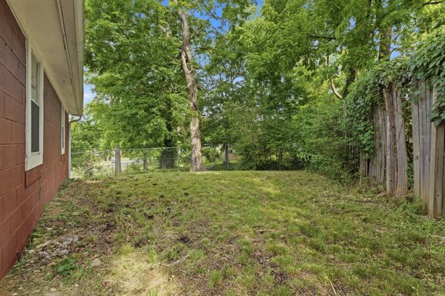 620 Templewood Dr, Nashville, TN 37214