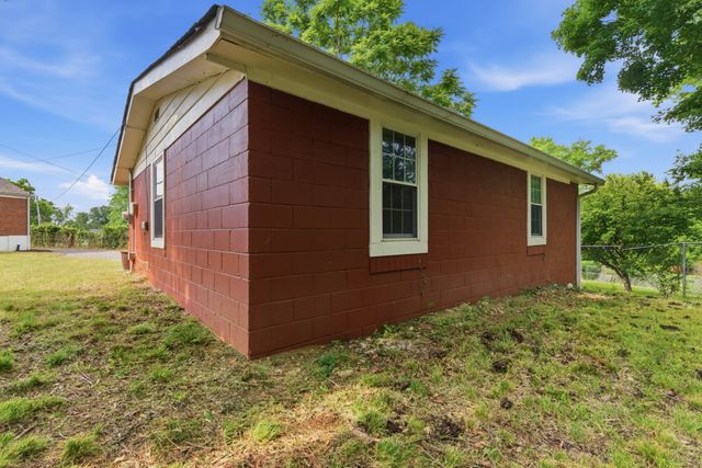 620 Templewood Dr, Nashville, TN 37214