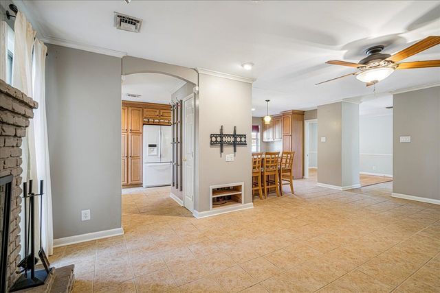 1443 WHITING DR, Memphis, TN 38117