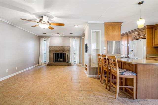 1443 WHITING DR, Memphis, TN 38117