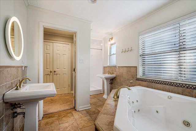 1443 WHITING DR, Memphis, TN 38117