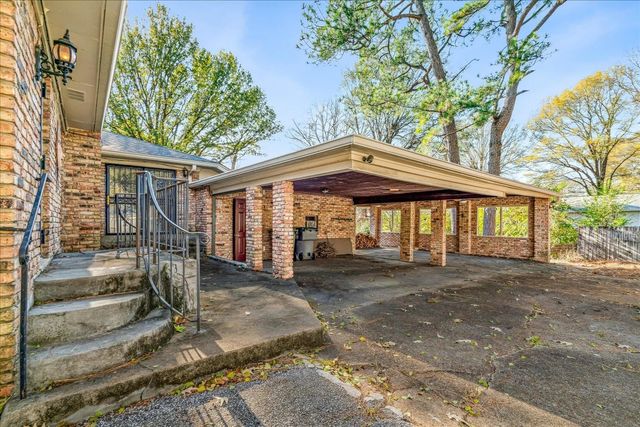 1443 WHITING DR, Memphis, TN 38117