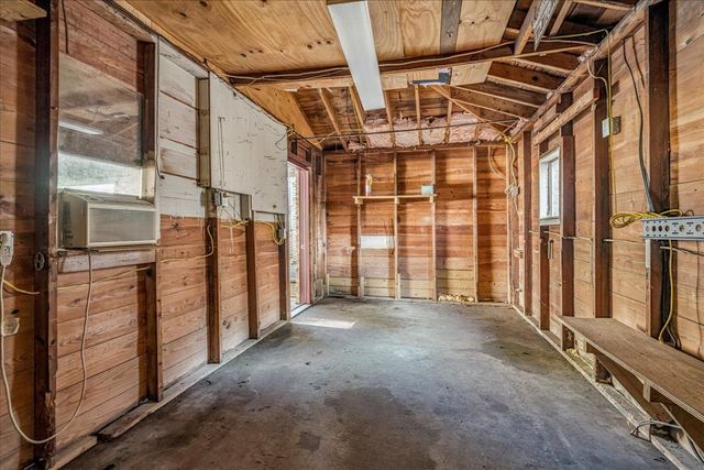 1443 WHITING DR, Memphis, TN 38117