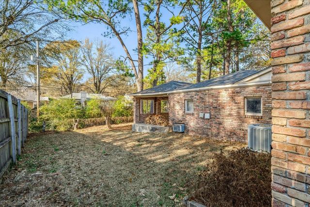 1443 WHITING DR, Memphis, TN 38117