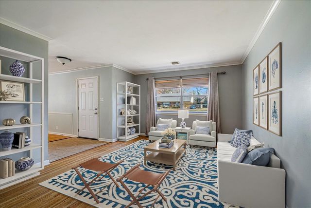 1443 WHITING DR, Memphis, TN 38117