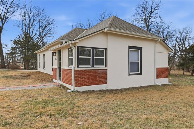 402 S Jefferson Street, Archie, MO 64725