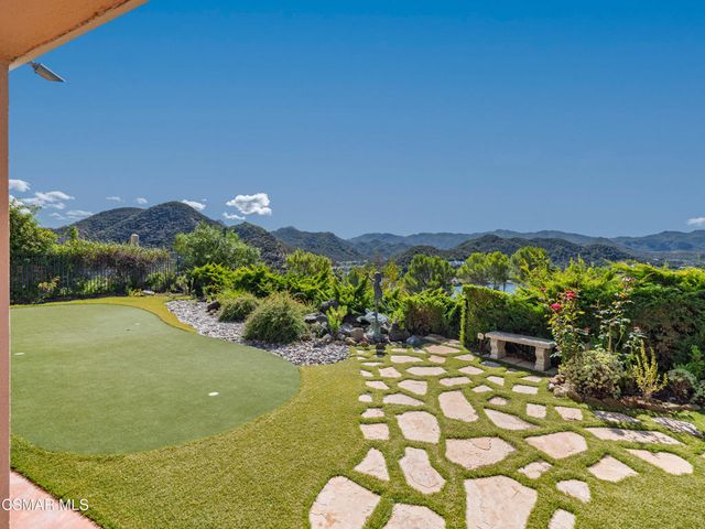 590 Cricketfield, Lake Sherwood, CA 91361