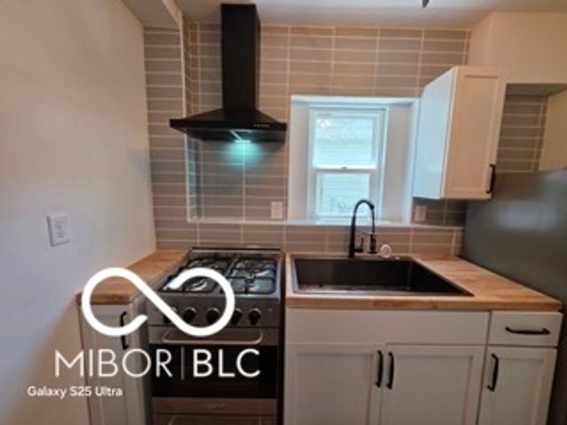 2421 N Arsenal Avenue, Indianapolis, IN 46218