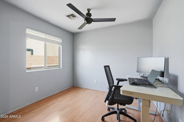 8109 W GLOBE Avenue, Phoenix, AZ 85043