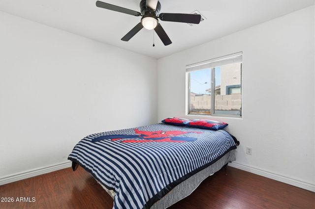 8109 W GLOBE Avenue, Phoenix, AZ 85043