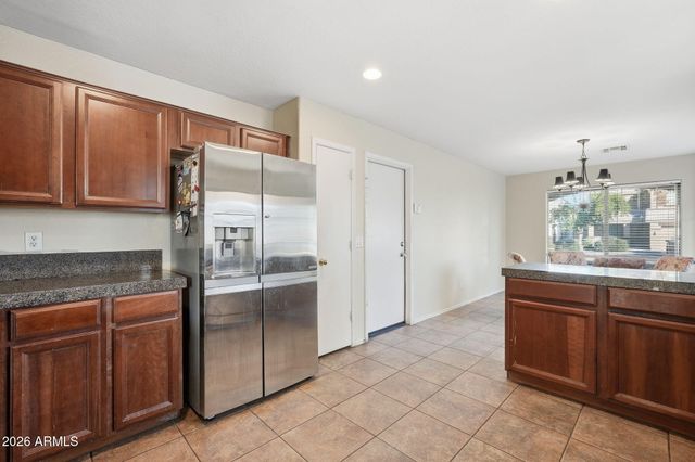 8109 W GLOBE Avenue, Phoenix, AZ 85043