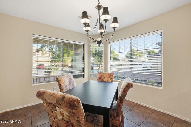 8109 W GLOBE Avenue, Phoenix, AZ 85043