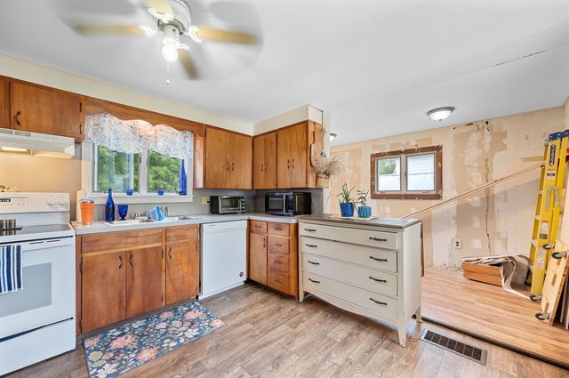 11 Dudley Street, Randolph, VT 05660