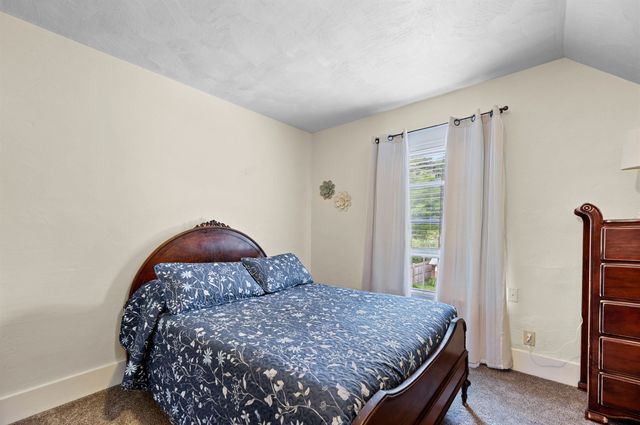 11 Dudley Street, Randolph, VT 05660