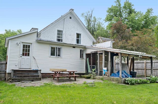 11 Dudley Street, Randolph, VT 05660