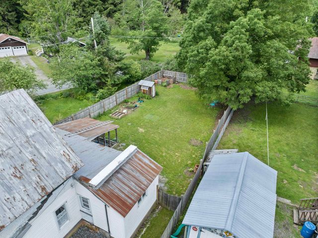 11 Dudley Street, Randolph, VT 05660