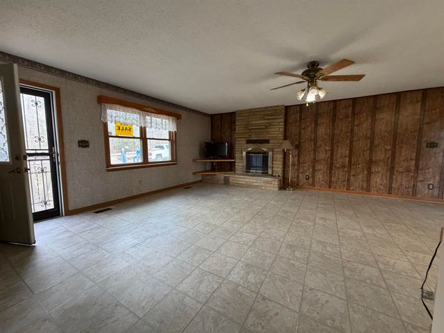 903 Arkansas Avenue, Horseshoe Bend, AR 72512